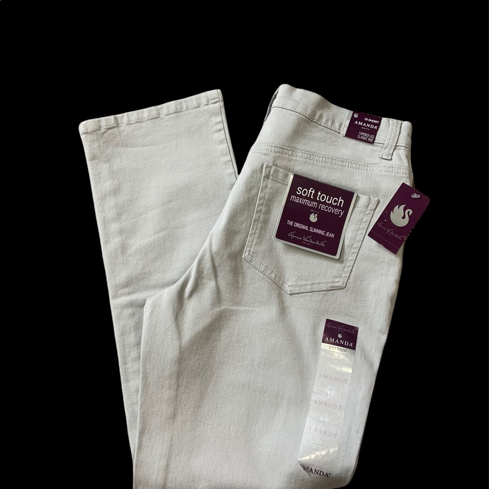 GLORIA VANDERBILT AMANDA Jeans 10 Short NWT
